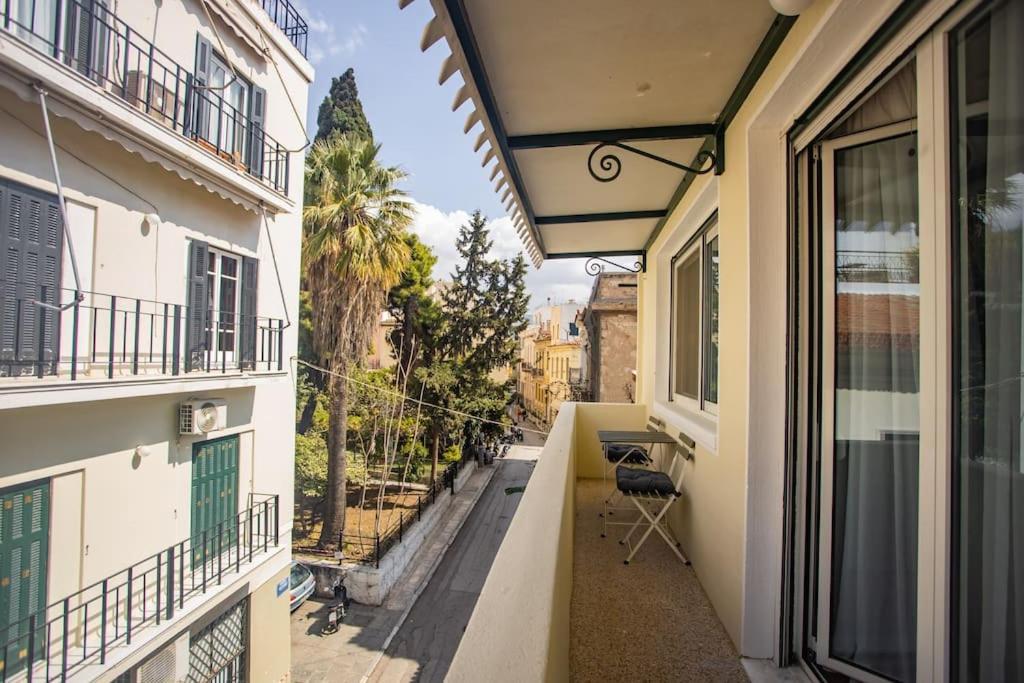 Plaka Vintage Apartment Афины Экстерьер фото